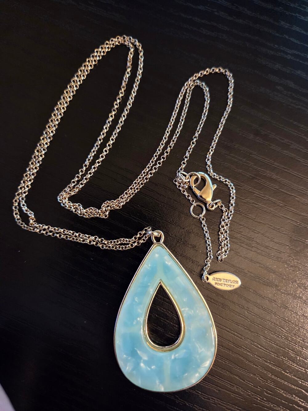 Ann Taylor Factory Gold Tone Necklace Open Teardrop Sea Green Pendant 32"